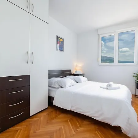 Apartment Vibe & Free Garage *